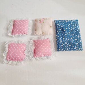 Vintage Dollhouse Miniatures Pillows Bedding Floral Lace Barbie